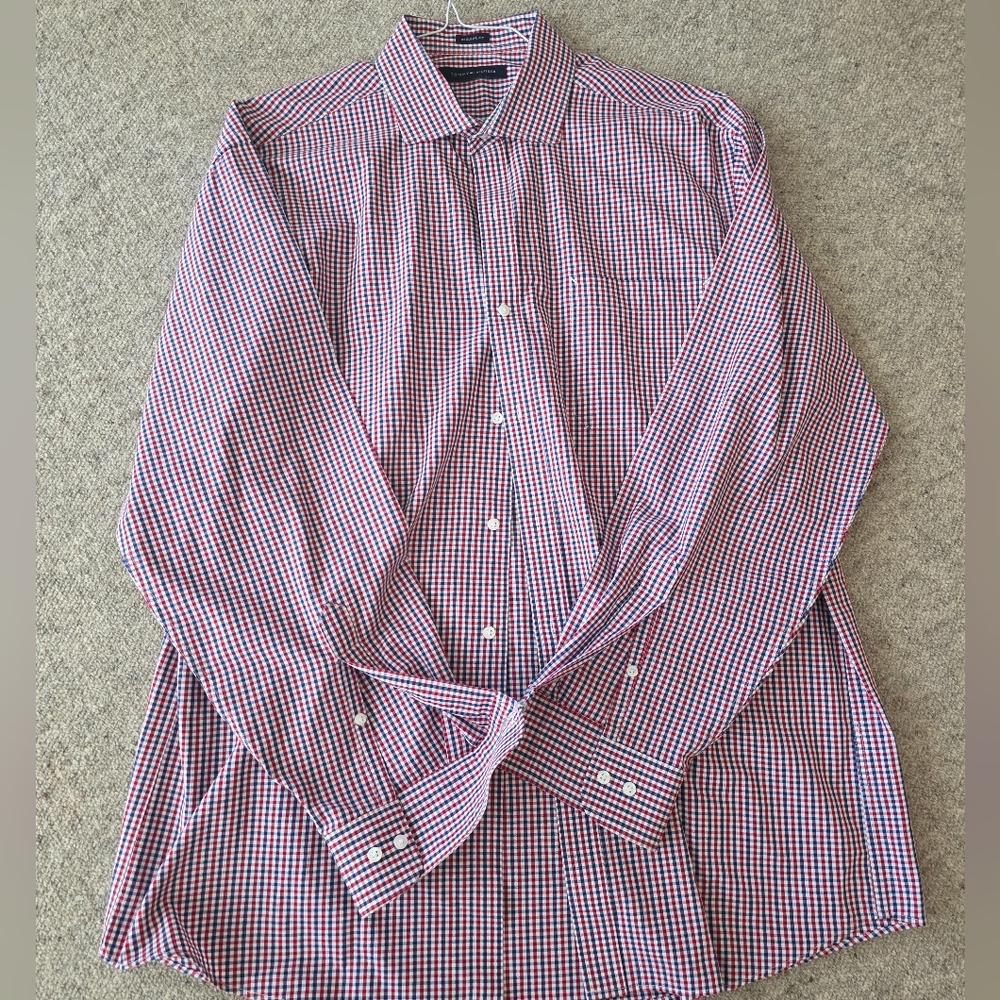 Tommy Hilfiger Checkered Button Up‎ Size 34/35 L 16 - 16 1/12 ONLY USED ONCE
